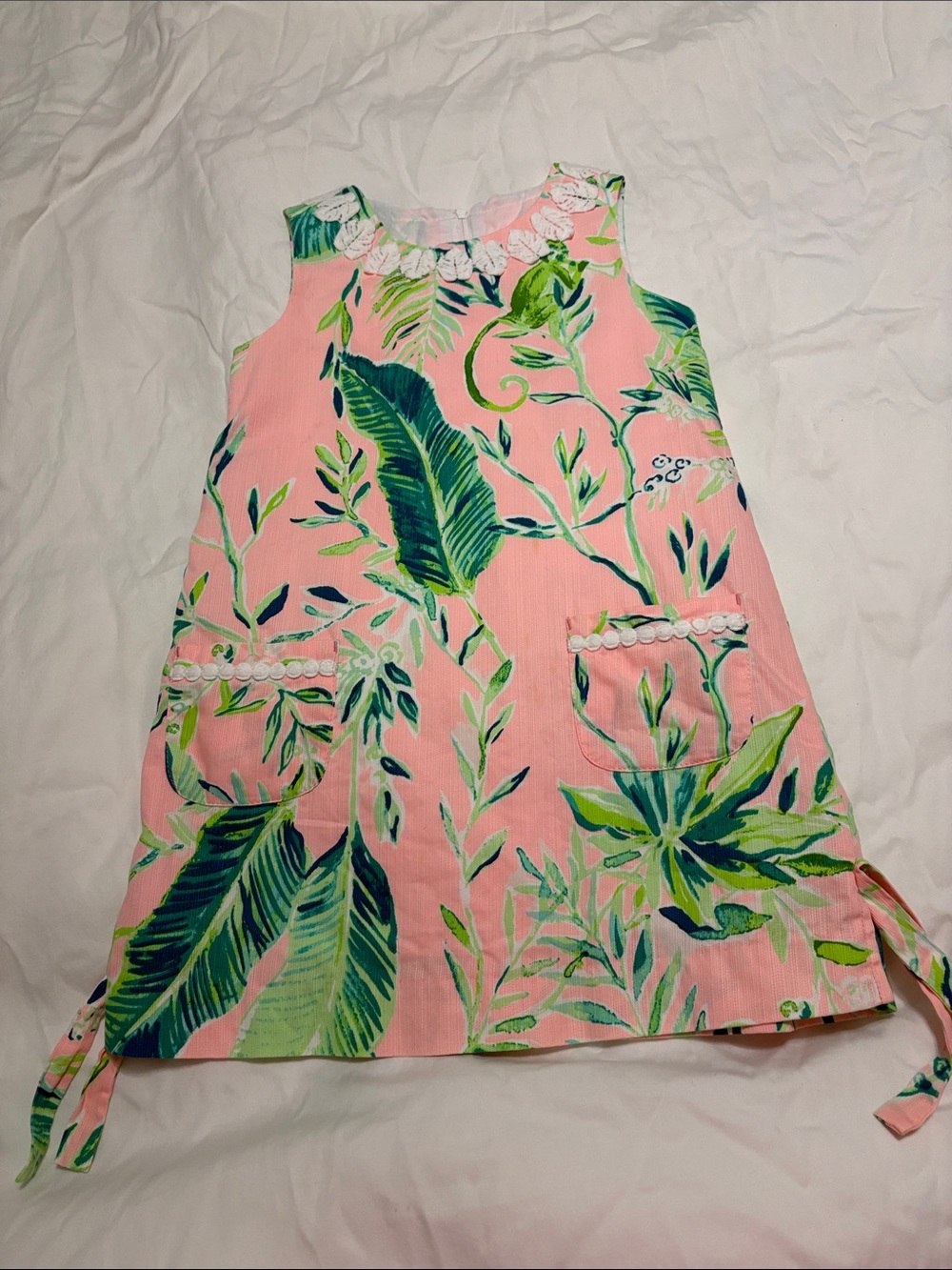 Lilly Pulitzer Pink Tropical Leaf shift